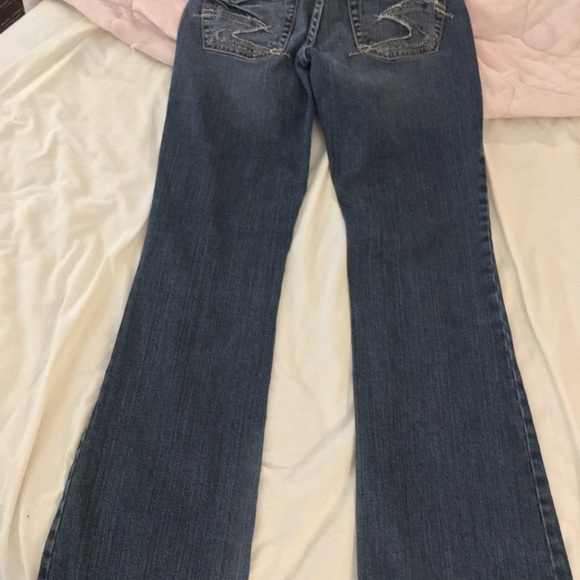 Silvers - Picture 3 of 4